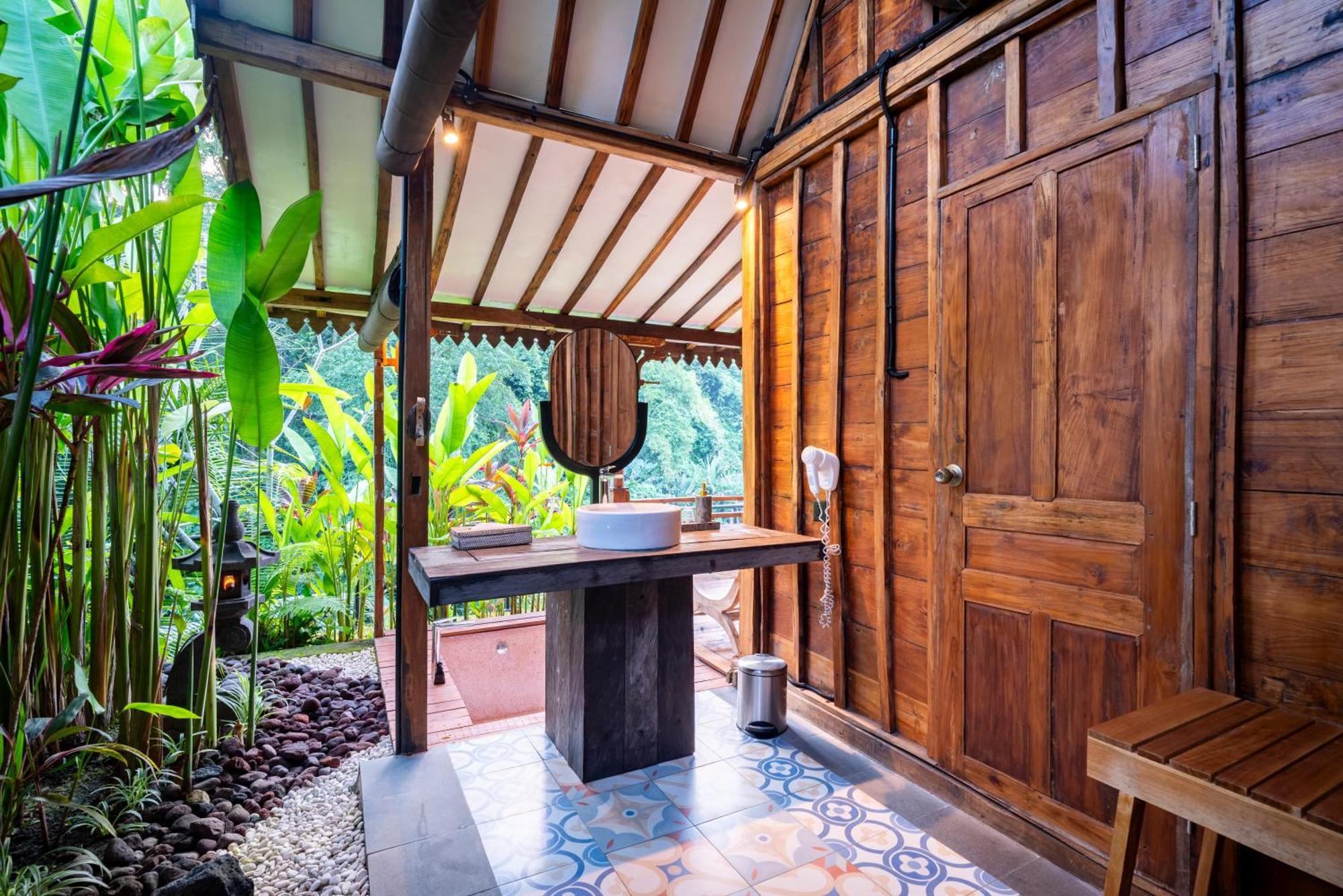 Kadewa Retreat Ubud - Adults Only Dış mekan fotoğraf